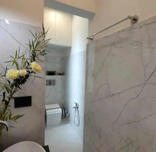 Portici Rossi- Centro Storico * Asti