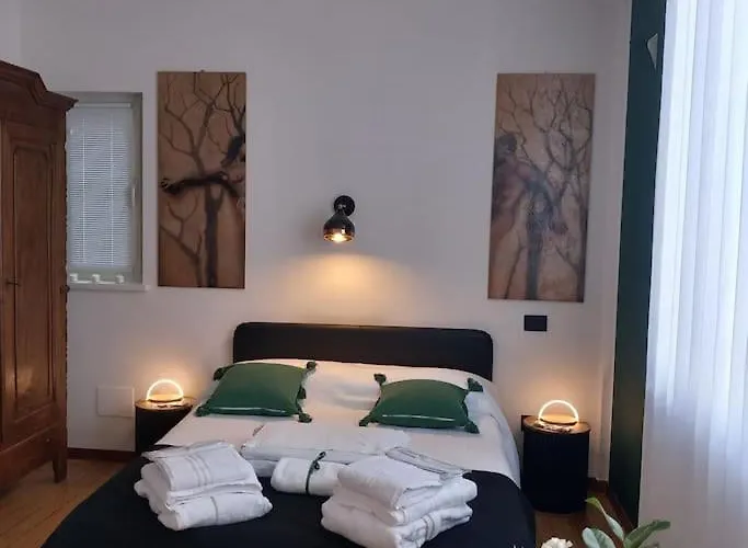 Portici Rossi- Centro Storico