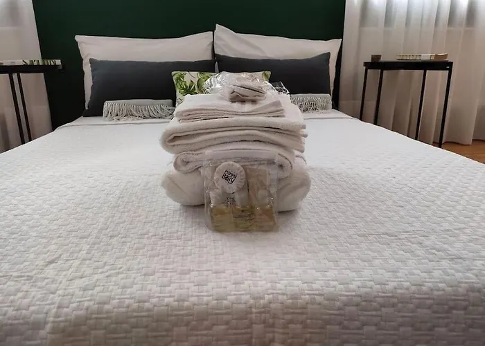 Portici Rossi- Centro Storico Apartamento